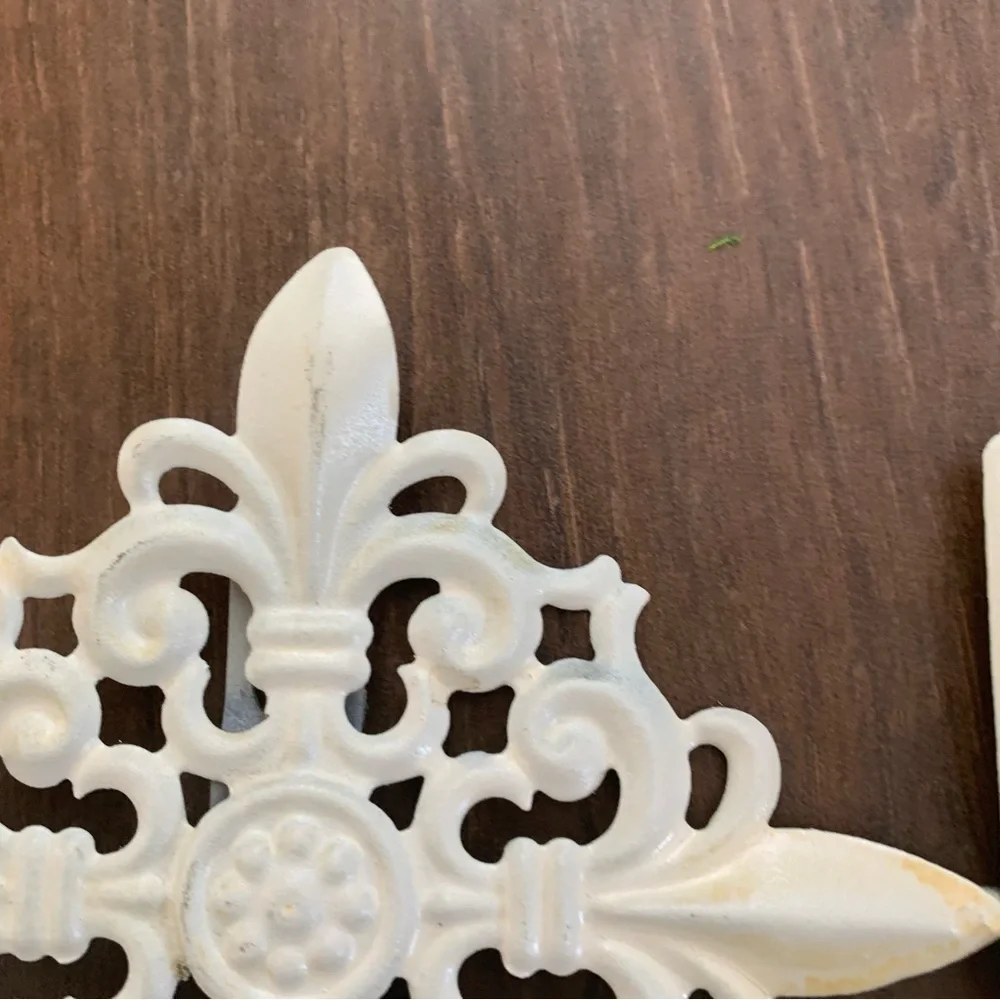 Fleur de Lis Metal Wall Hook Trio