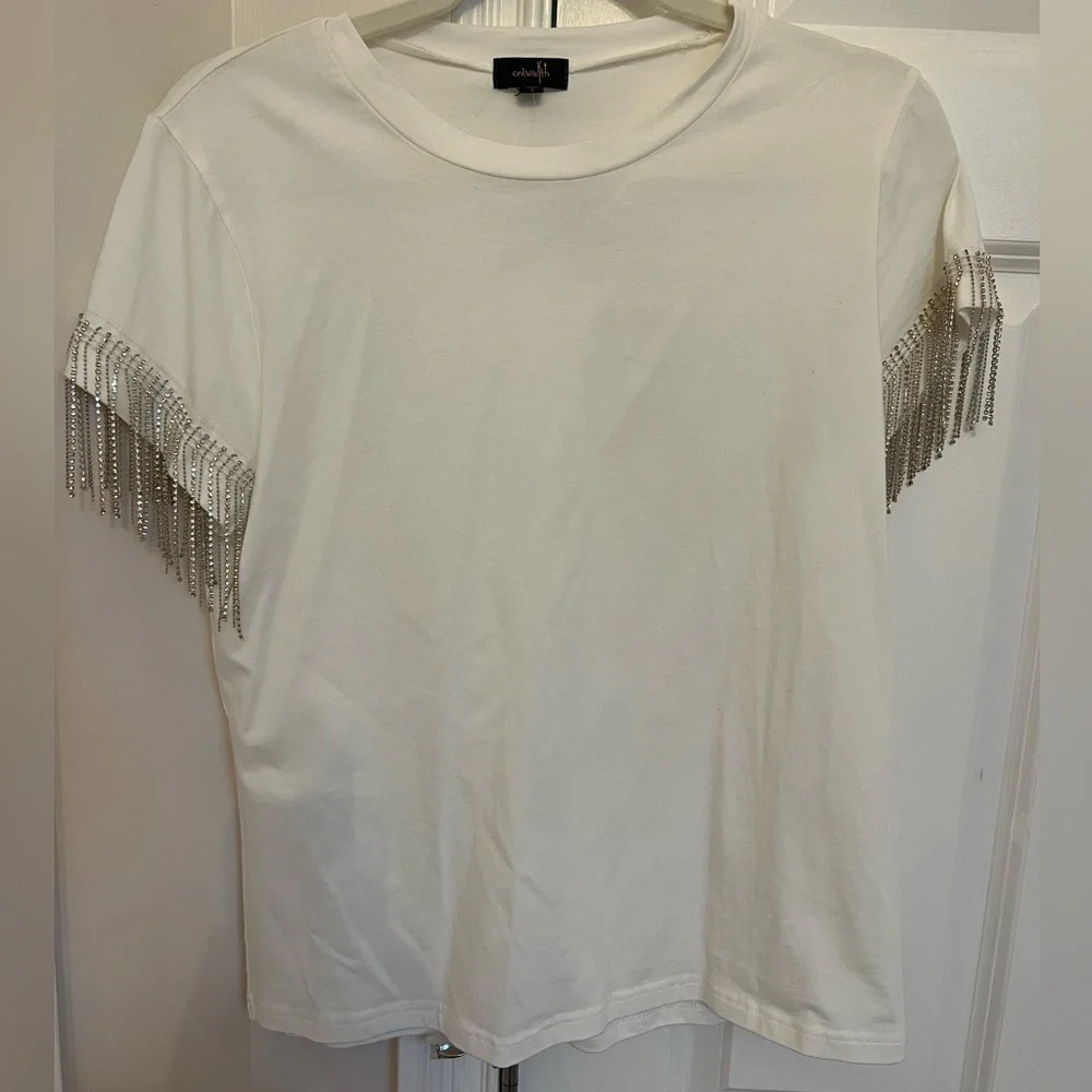 Cute white top with diamond fringe