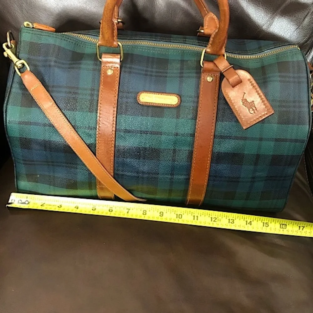 Ralph Lauren shoulder action