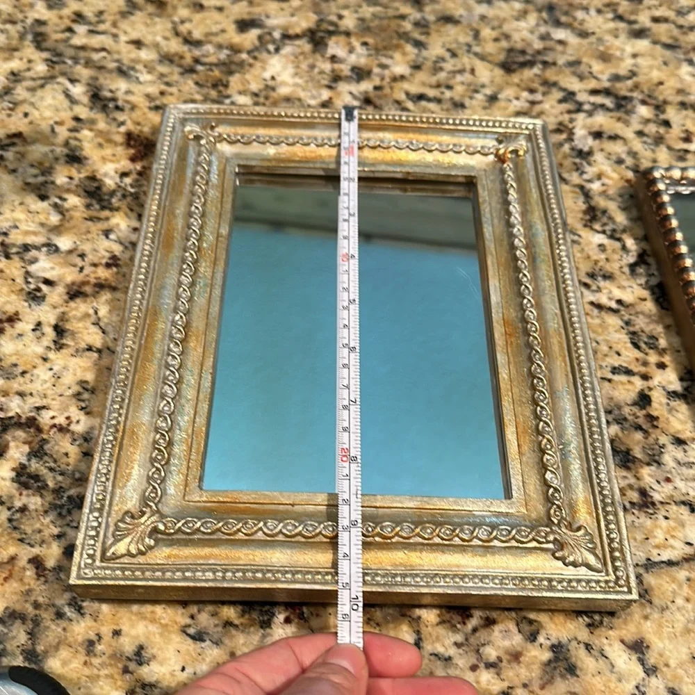 Small mirror 🪞