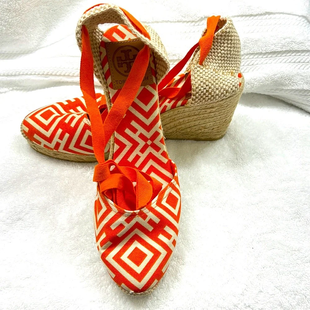 NWOT Tory Burch Espadrille Sandals size 9