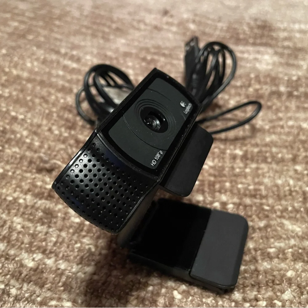 Logitech 1080 HD web camera