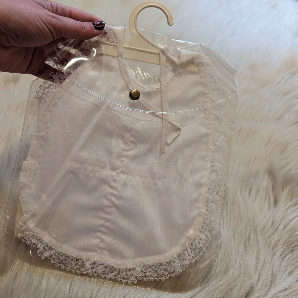 Vintage keepsake white