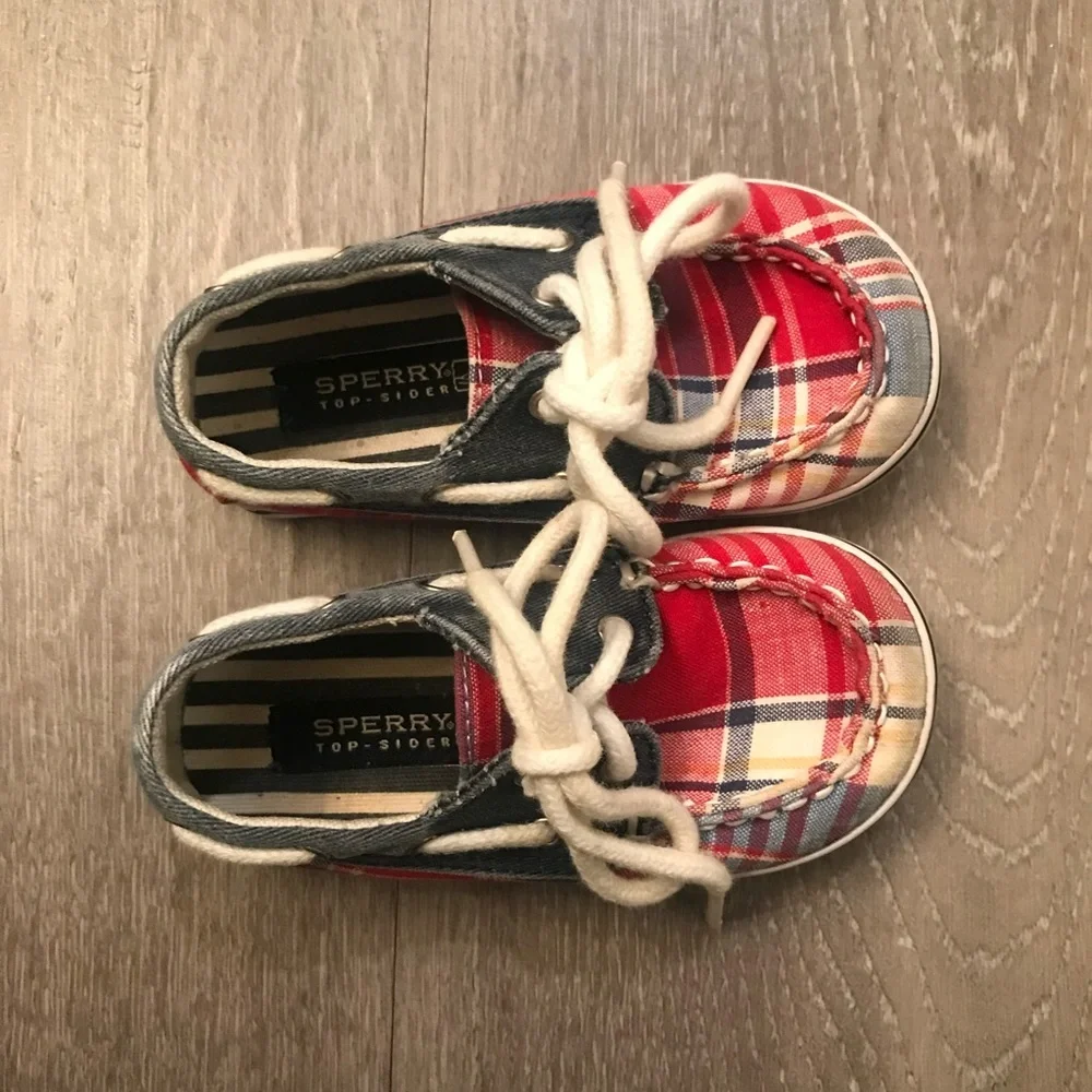 Sperry bahama crib