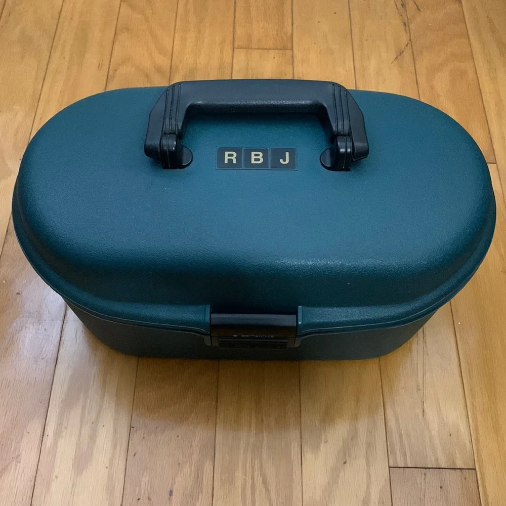 Samsonite used lightly