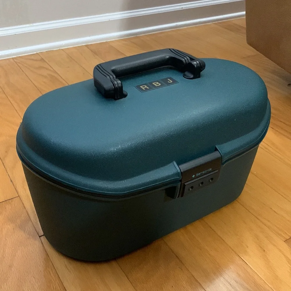 Samsonite used lightly