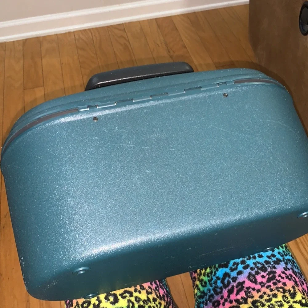 Samsonite used lightly