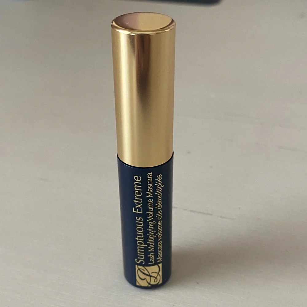 nwot estée