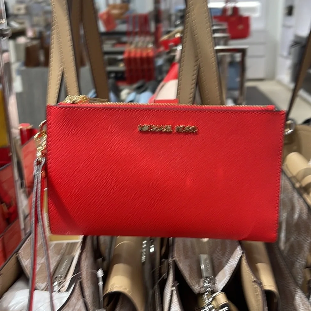 Michael Kors Jet Set Travel Large Double Zip Leather Wristlet phone holder NWT