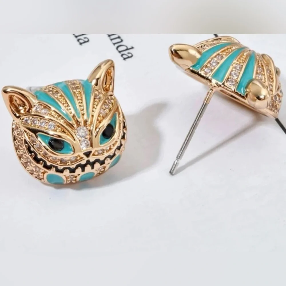 N/A “cheshire cat”