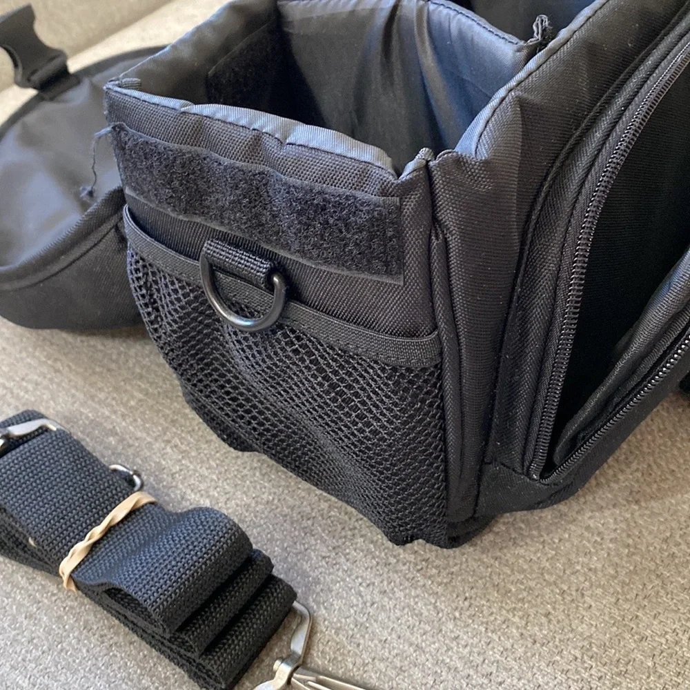 Bower SCB800 Digital Universal Camera/ Gadget Bag