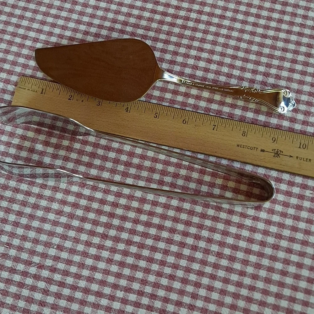 Reed & Barton one pie