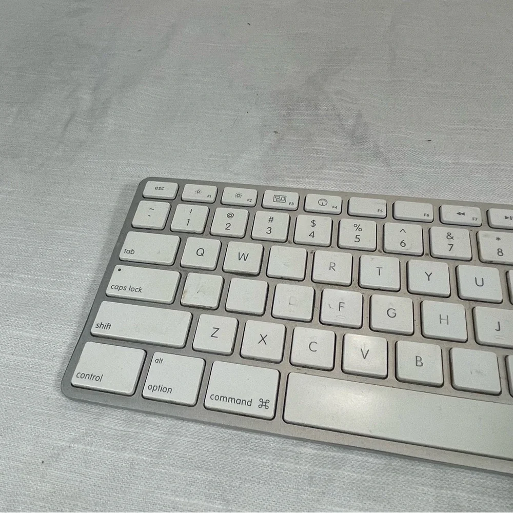 Apple a1243 mb110ll