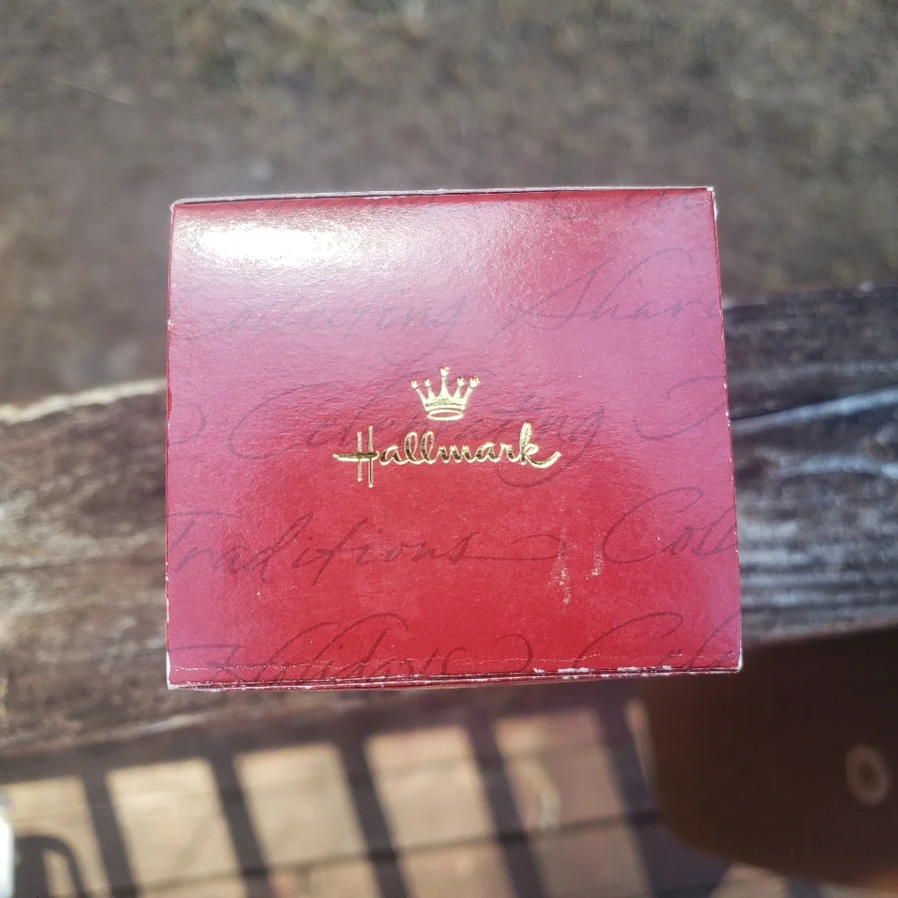 1997 Hallmark Keepsake Ornament 