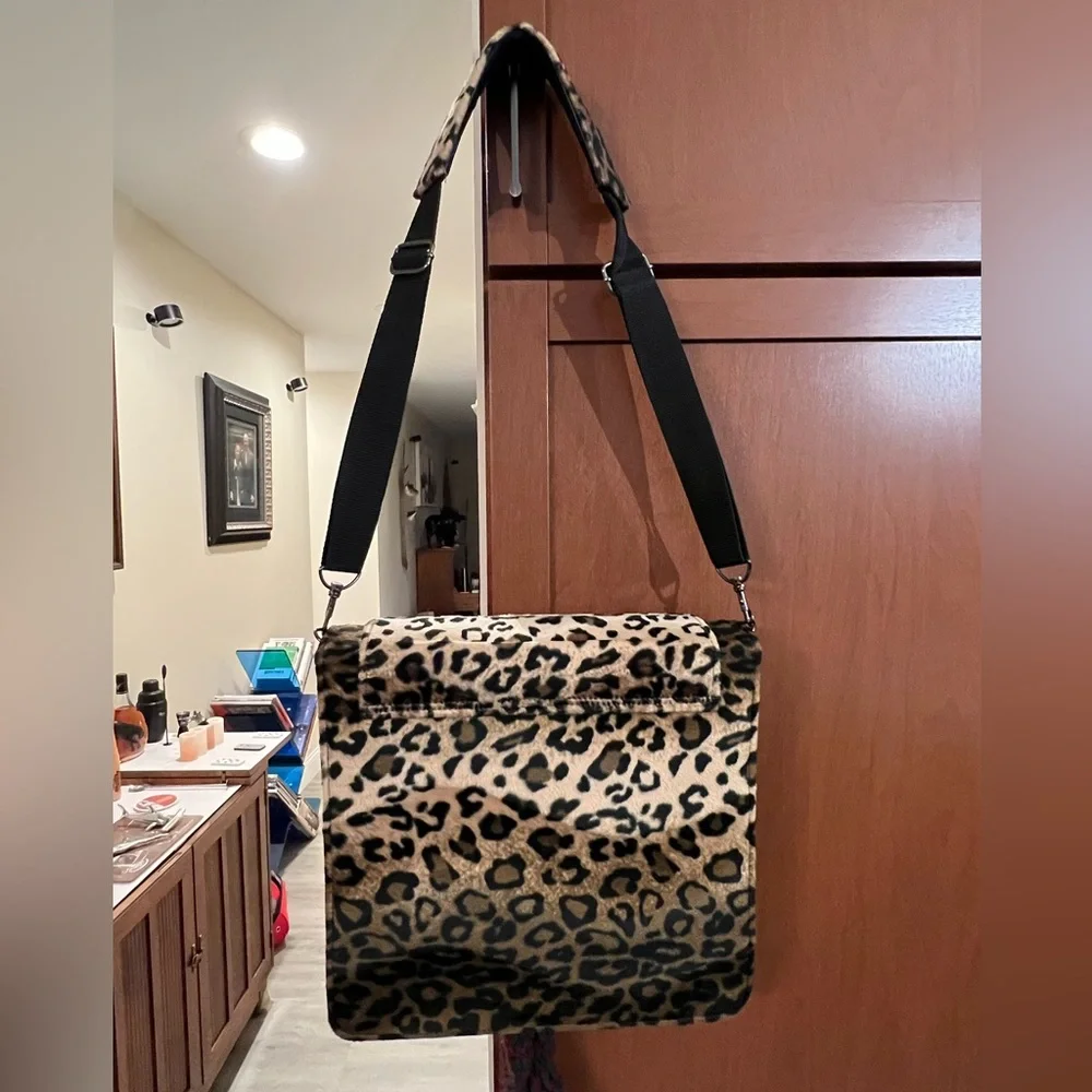 N/A beautiful leopard