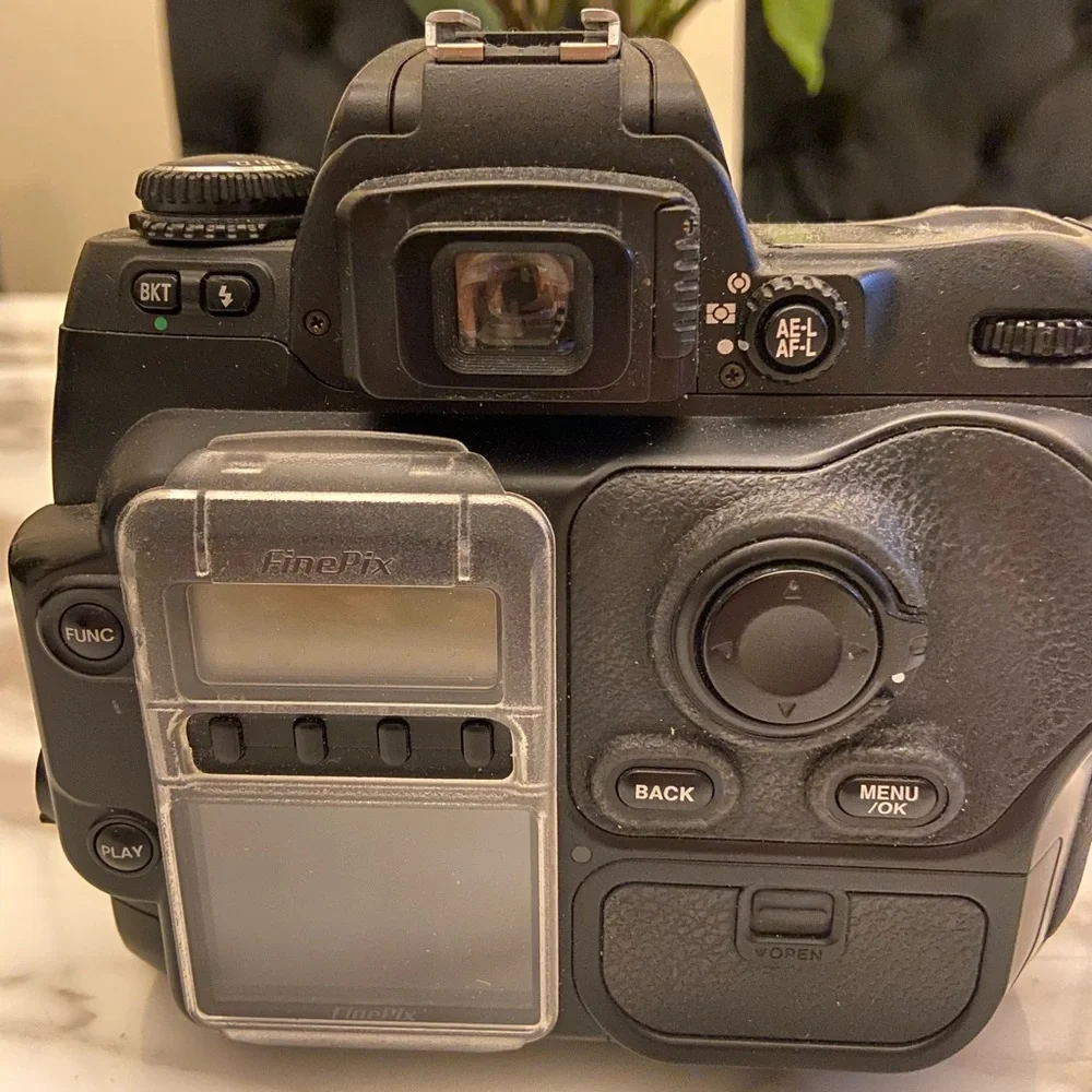Fujifilm questions leave