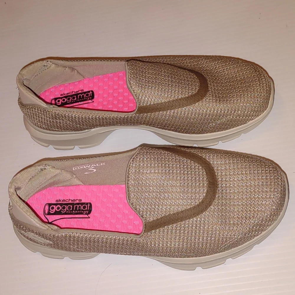 Skechers walking gowalk game