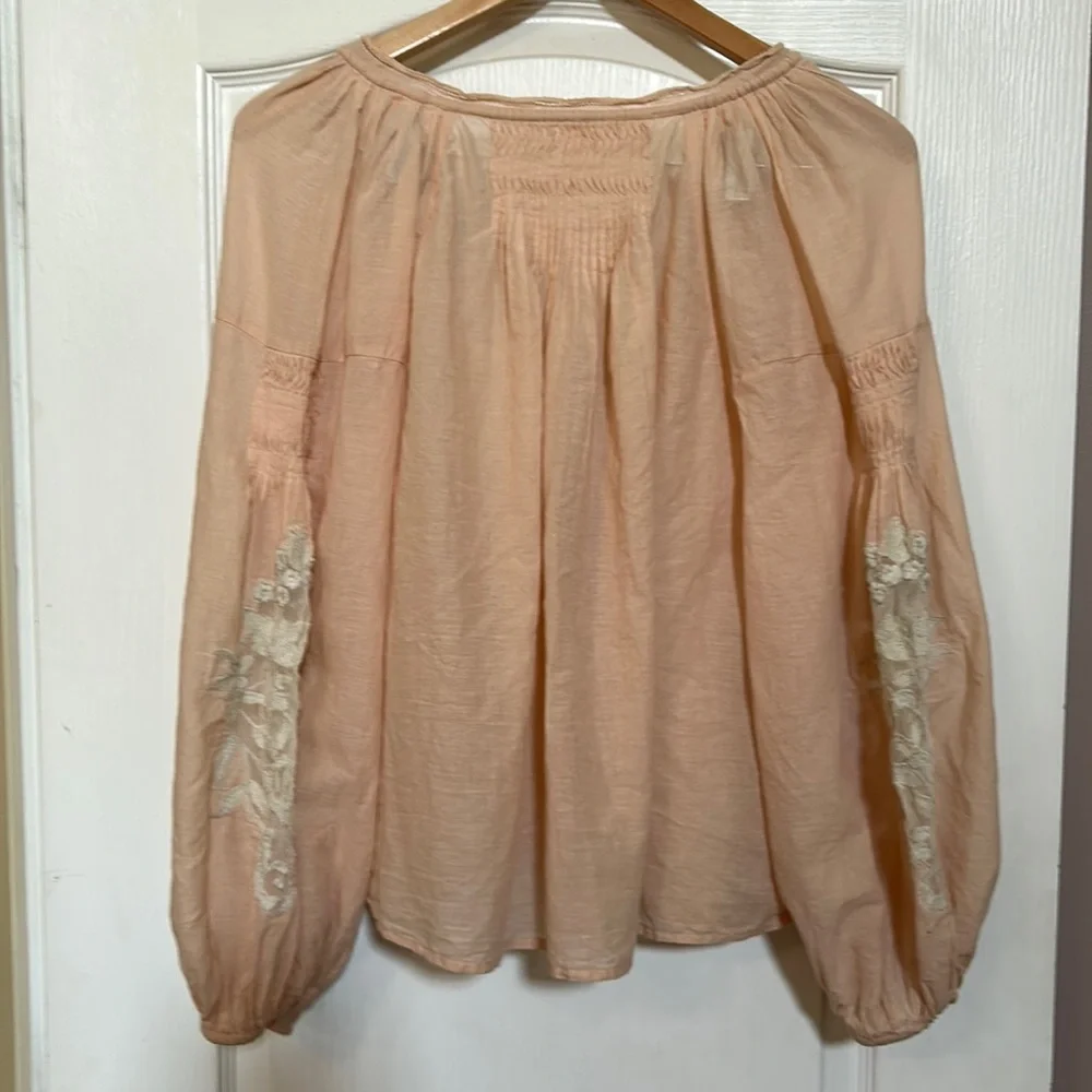 FREE PEOPLE Shimla Embroidered Semi-sheer Blouse Peach Boho Loose 100% Cotton