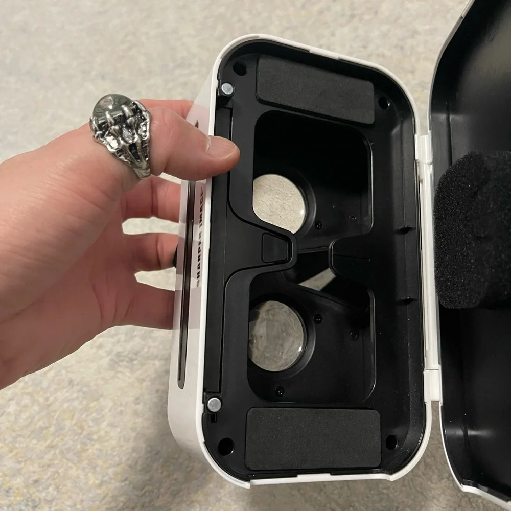 Like New One-Size Sharper Image VR Virtual Reality Headset Fits Most Cellphones