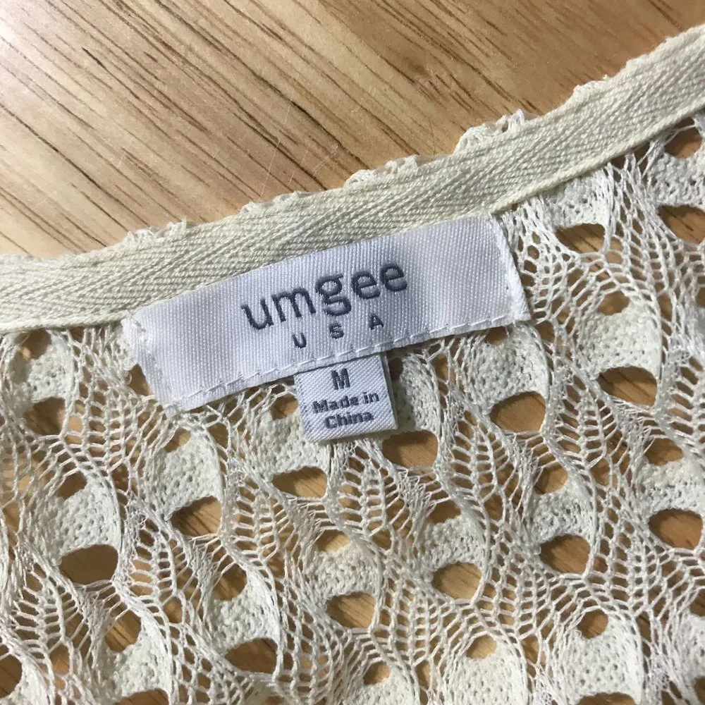 Umgee Women's Medium Open Knit Tunic Top Creamy Beige Off White Lace Detail Bell