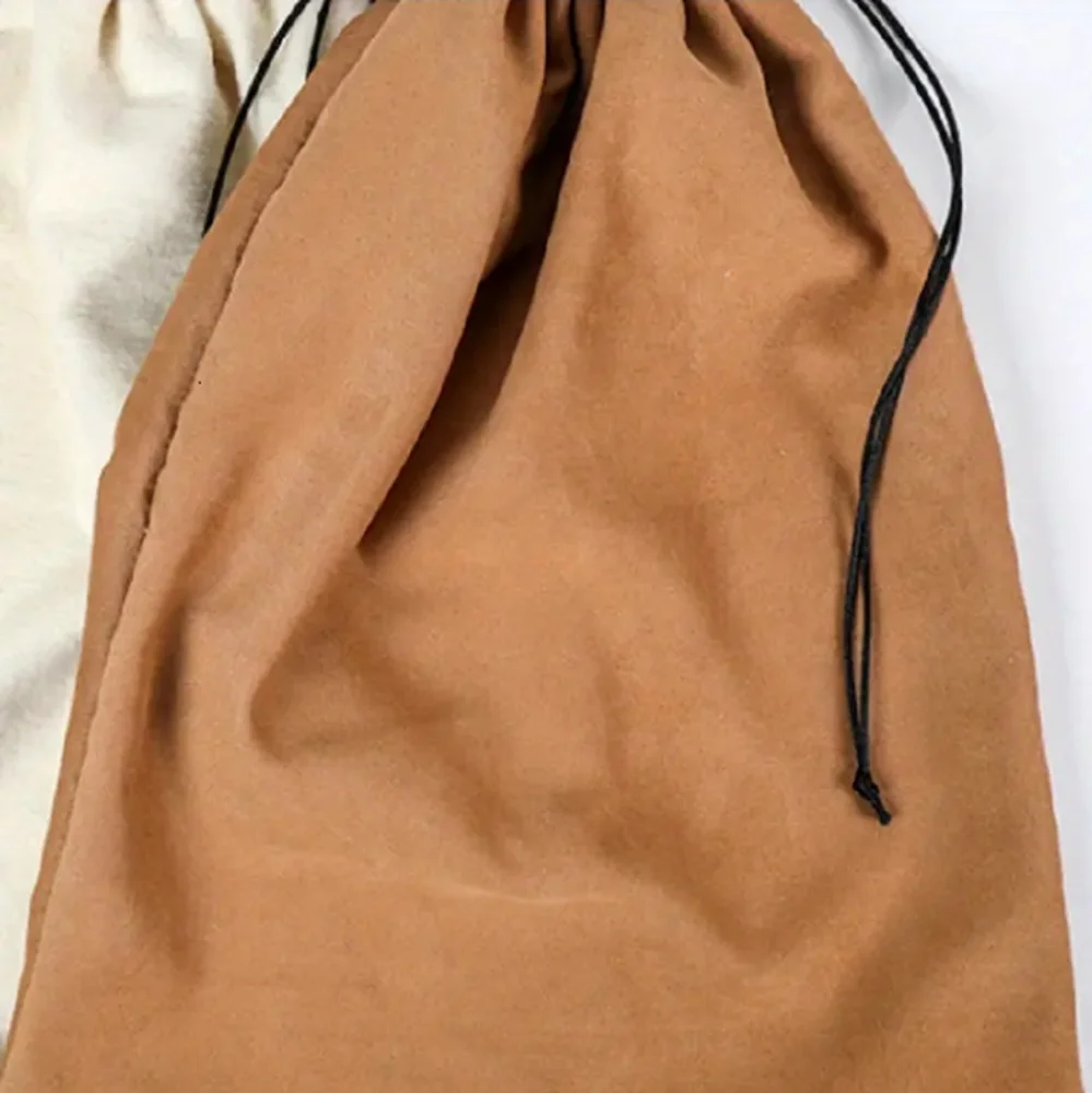 N/A nip purse
