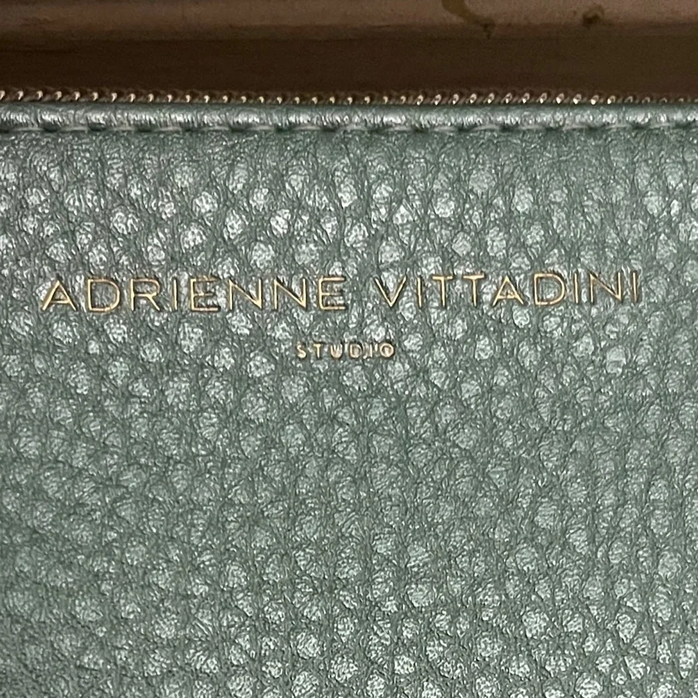 Adrienne Vittadini adrienne vittadini