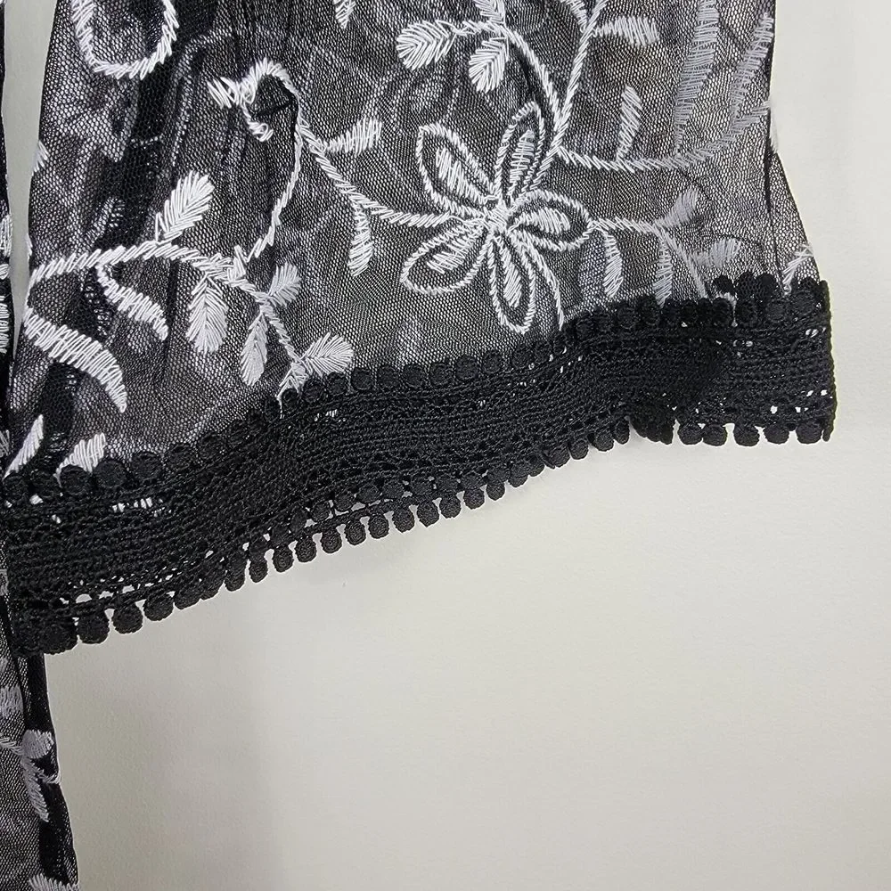 Colleen Lopez XS Duster Cardigan Kimono Embroidered Black White