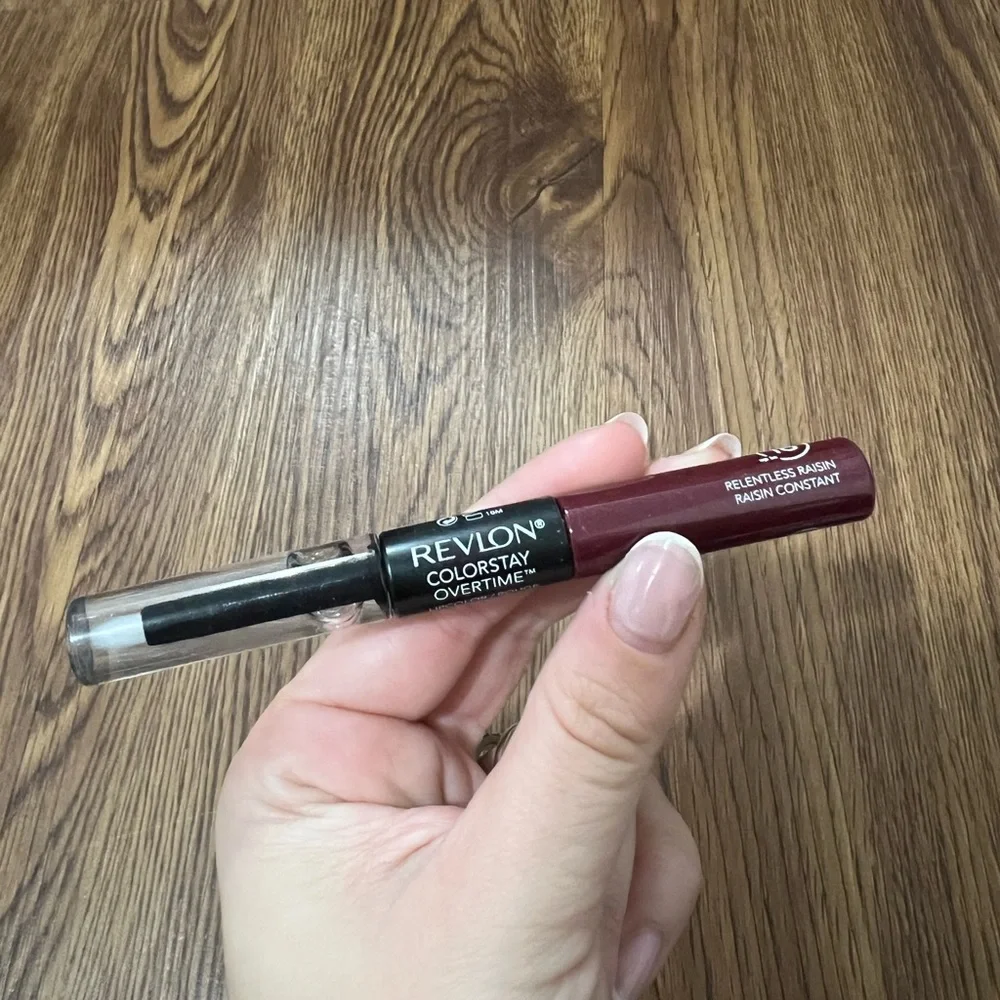 NEW Revlon Colorstay Relentless Raisin Lipstick