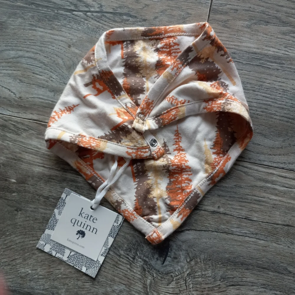 NWT Kate Quinn bib