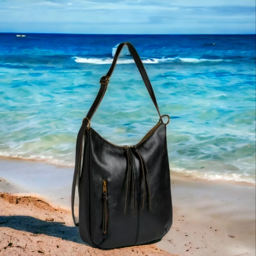 N/A luxury black