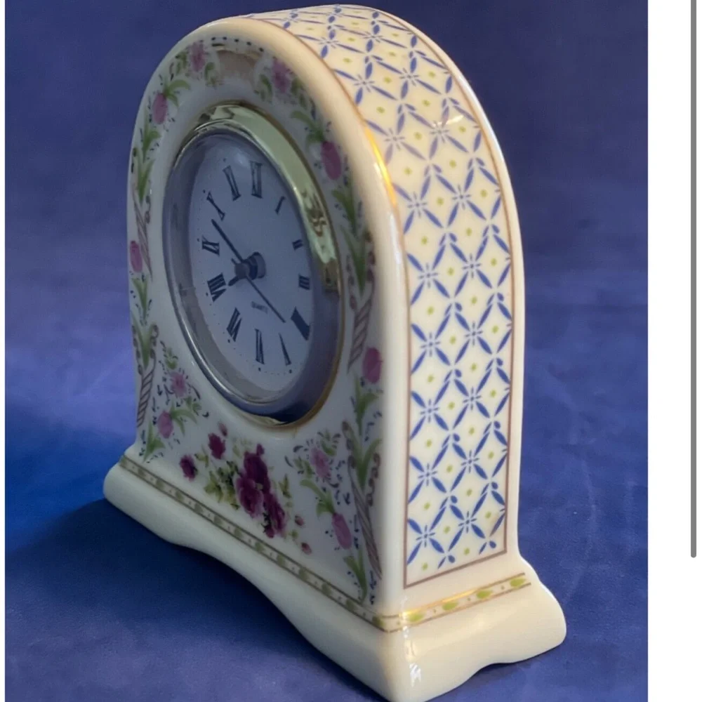 JJI International beautiful functional