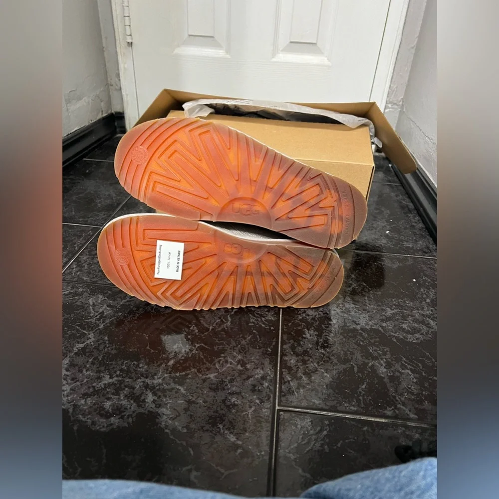 UGG brand new