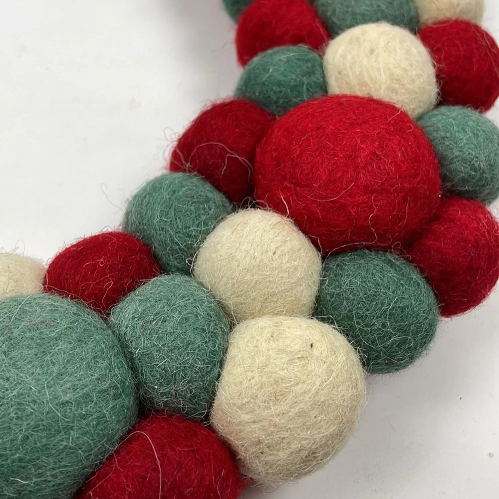 NWT 12 in Felt Pom Pom Red White Green Wreath