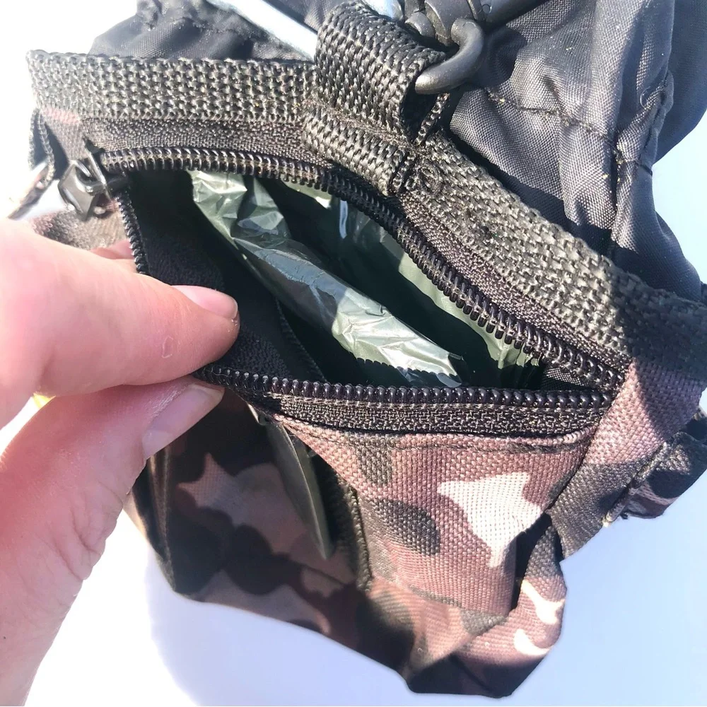 Clix Dog Treat Trailer Bag Clip On