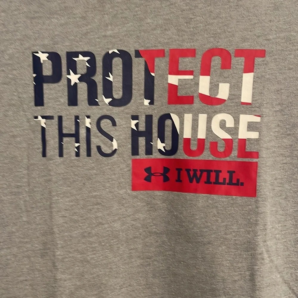 Under Armour protect this house short sleeve shirt in size youth medium NWOT