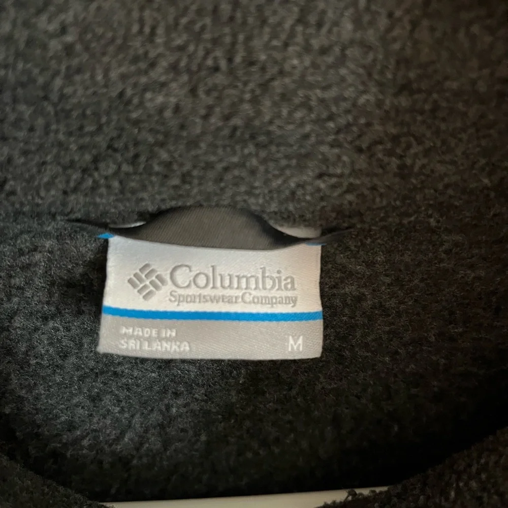 Columbia zip up