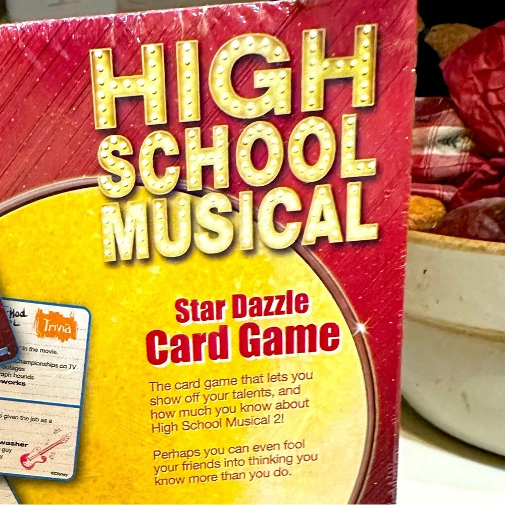 VTG HIGH SCHOOL MUSICAL STAR DAZZLE CARD GAME DISNEY SEALED ZIP CASE ZAC EFRON