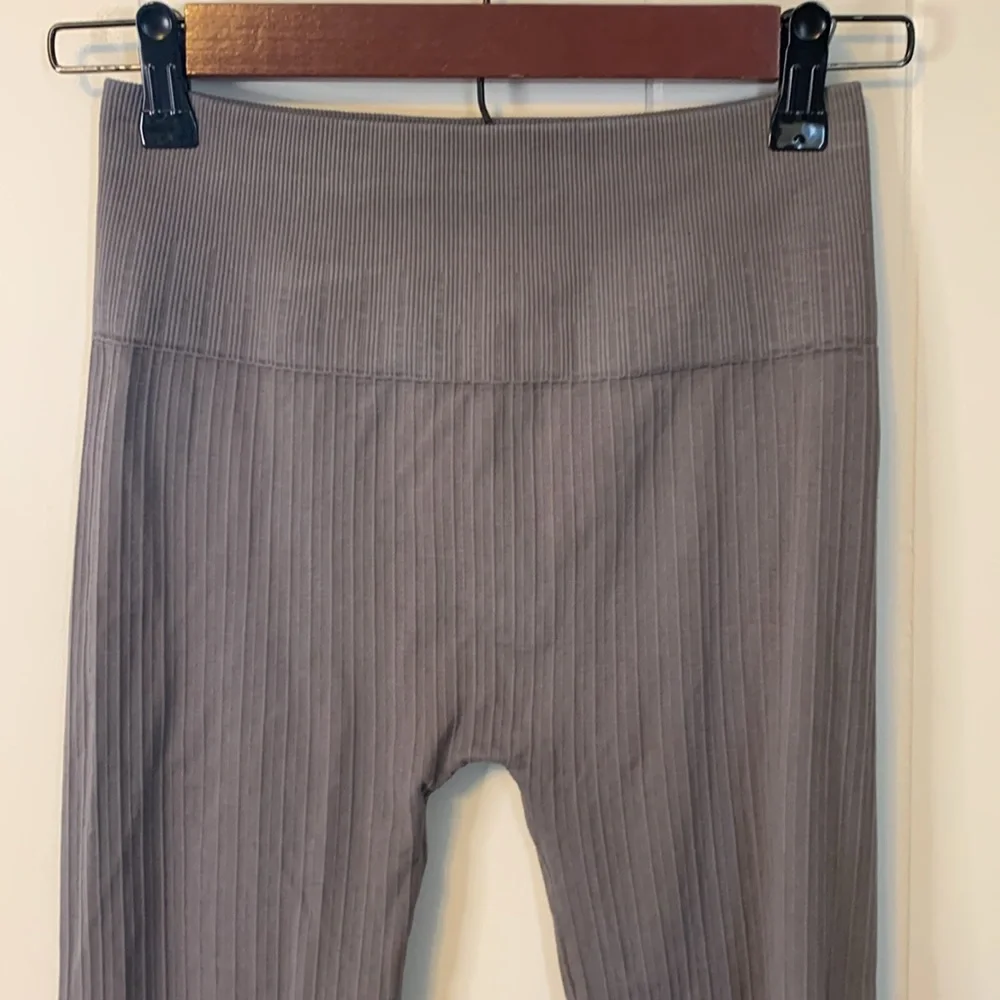 avocado seamless ribbed