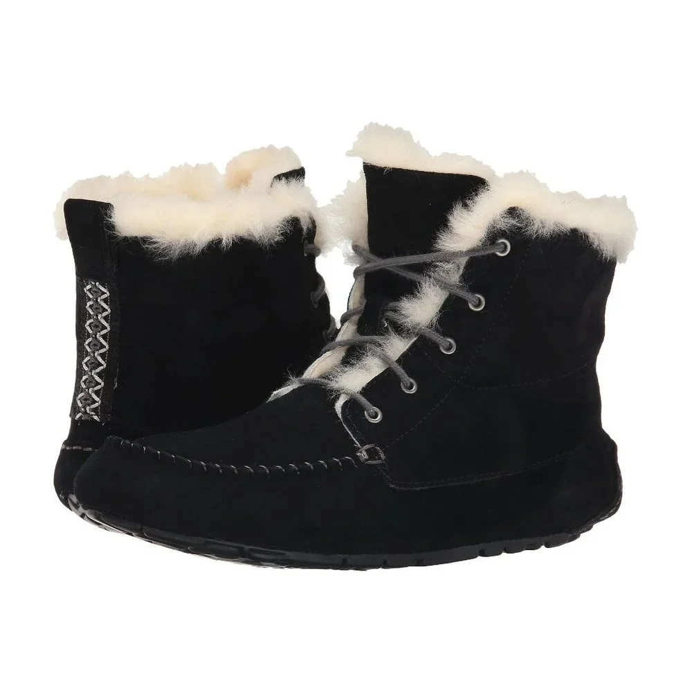 NEW UGG Women Chickaree Black Lace Up Water Resistant Fully Lined Boot