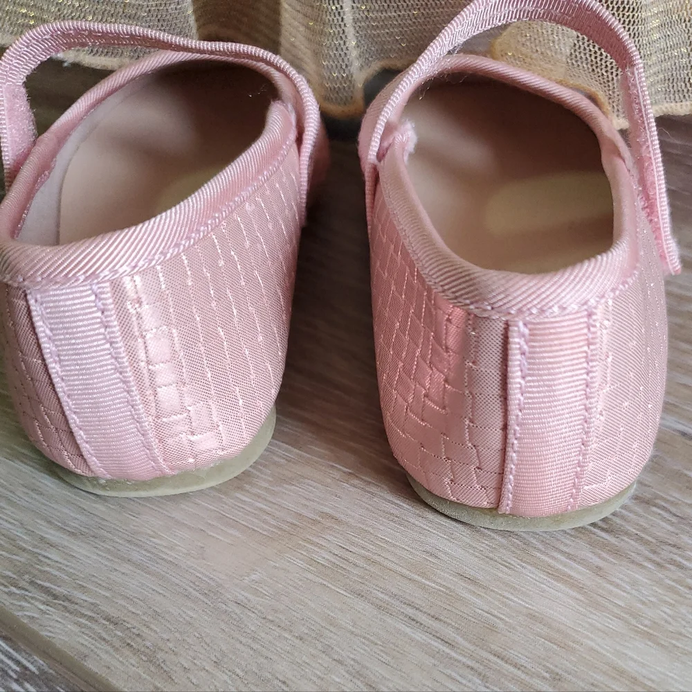 Baby's Smart fit light rose faux leather dress shoe Size 5 1/2