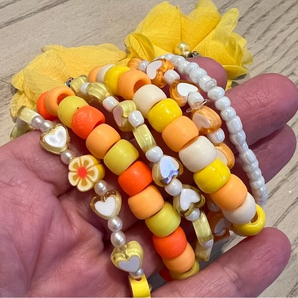 Girls teens beaded friendship bracelets stretchy stackable yellow orange white