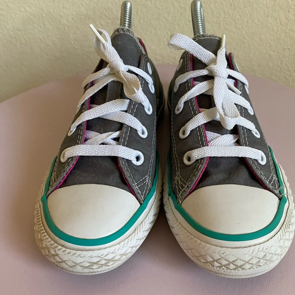 Converse Gray and Pink Little Kids size 1