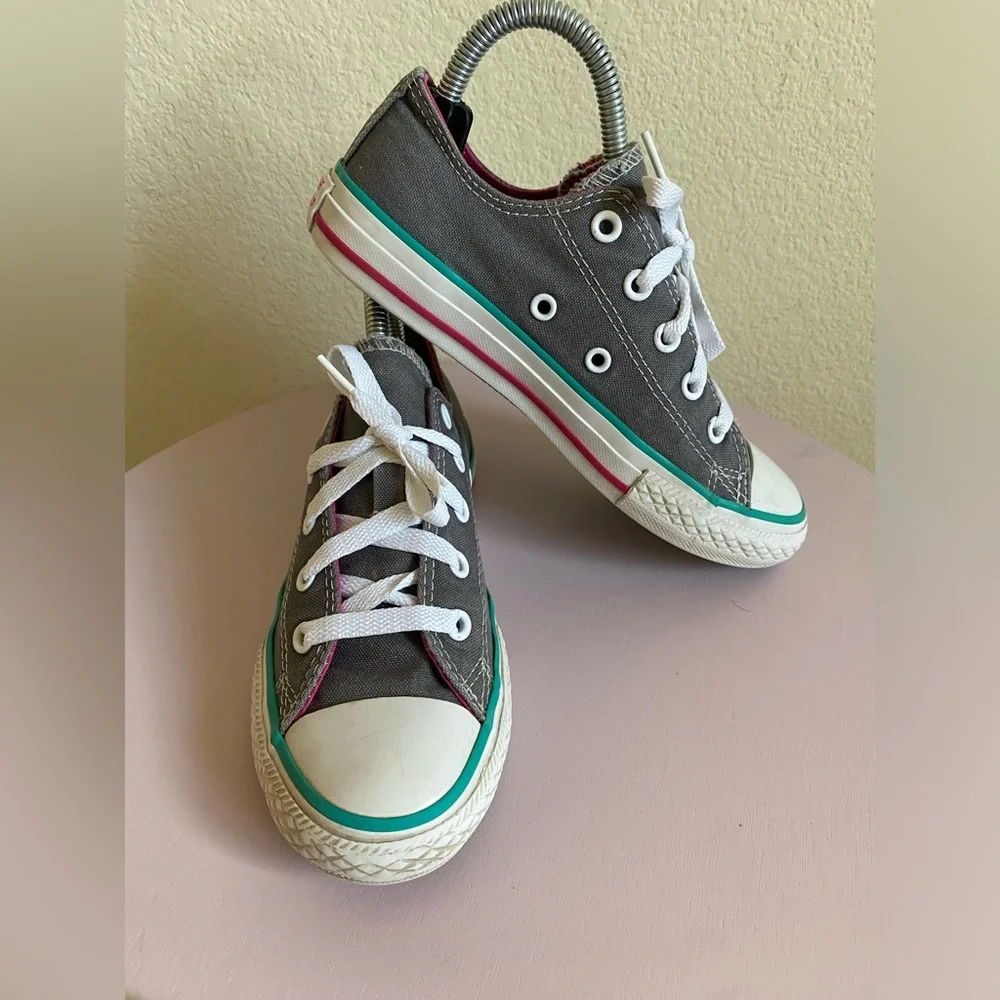 Converse Gray and Pink Little Kids size 1