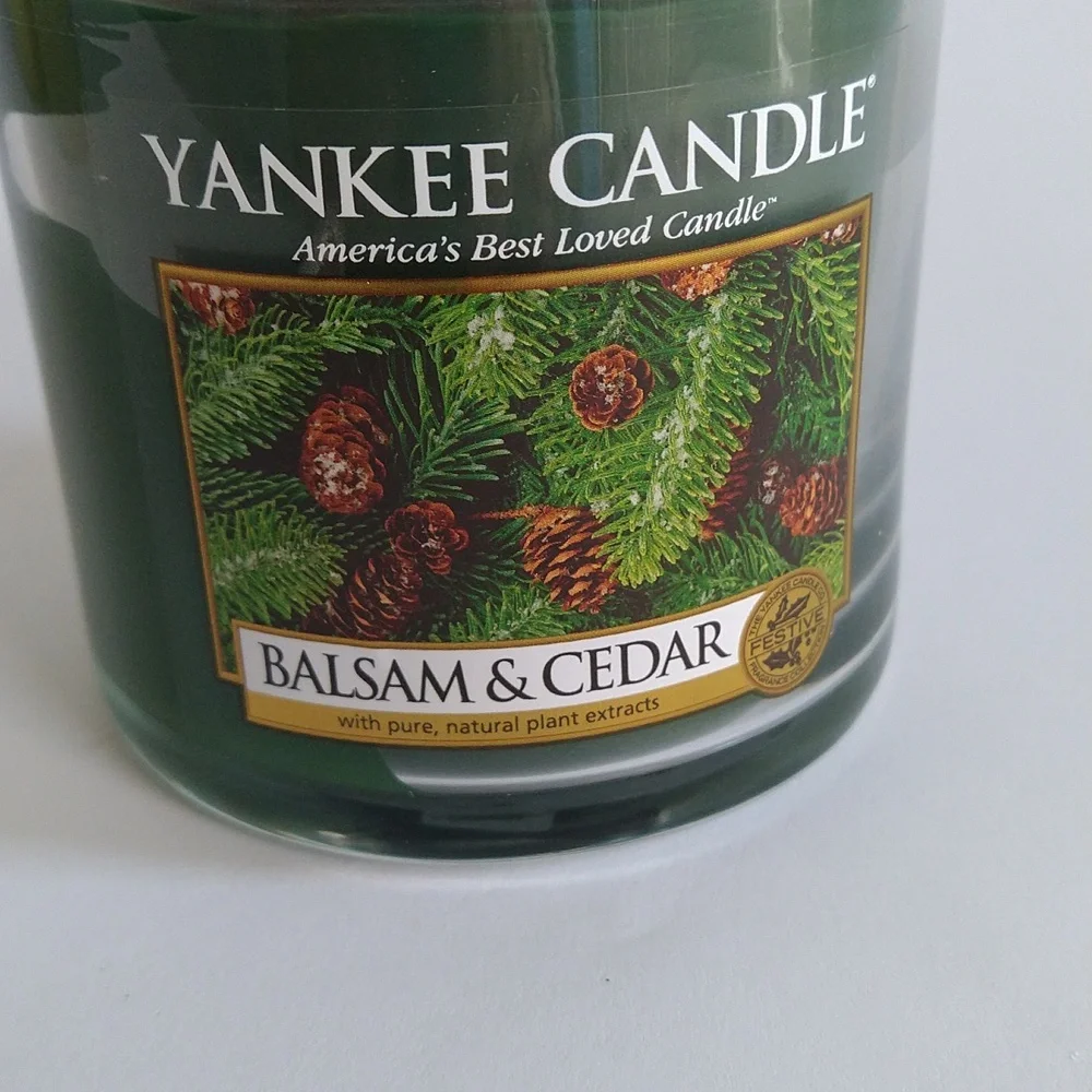 Yankee Candle Balsam & Cedar 7 oz
