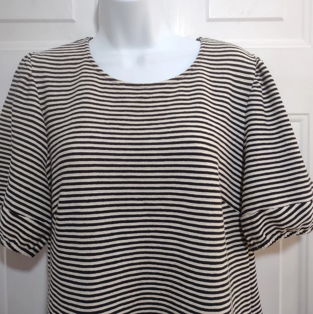 Anthropologie neck top womens