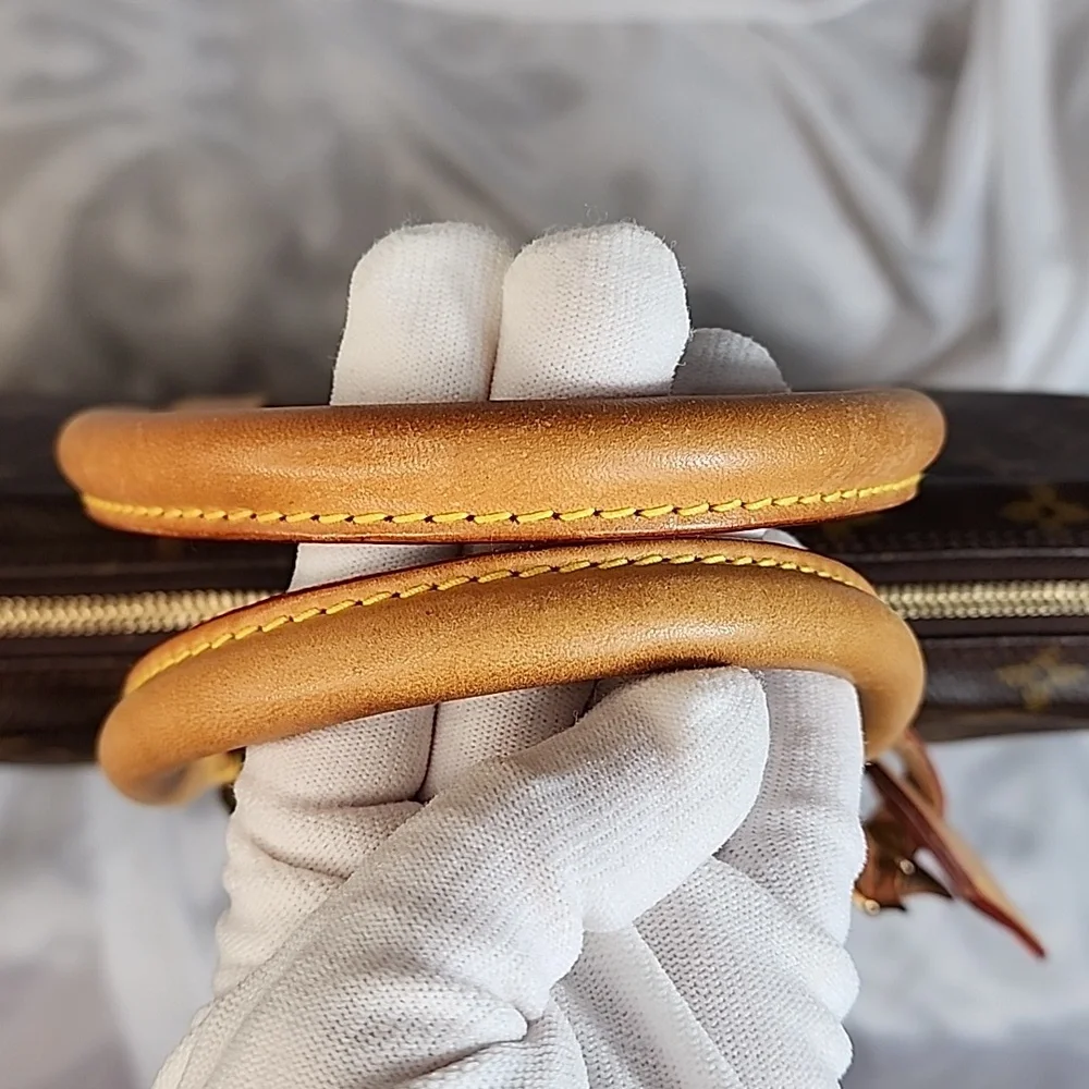 Louis Vuitton authentic louis