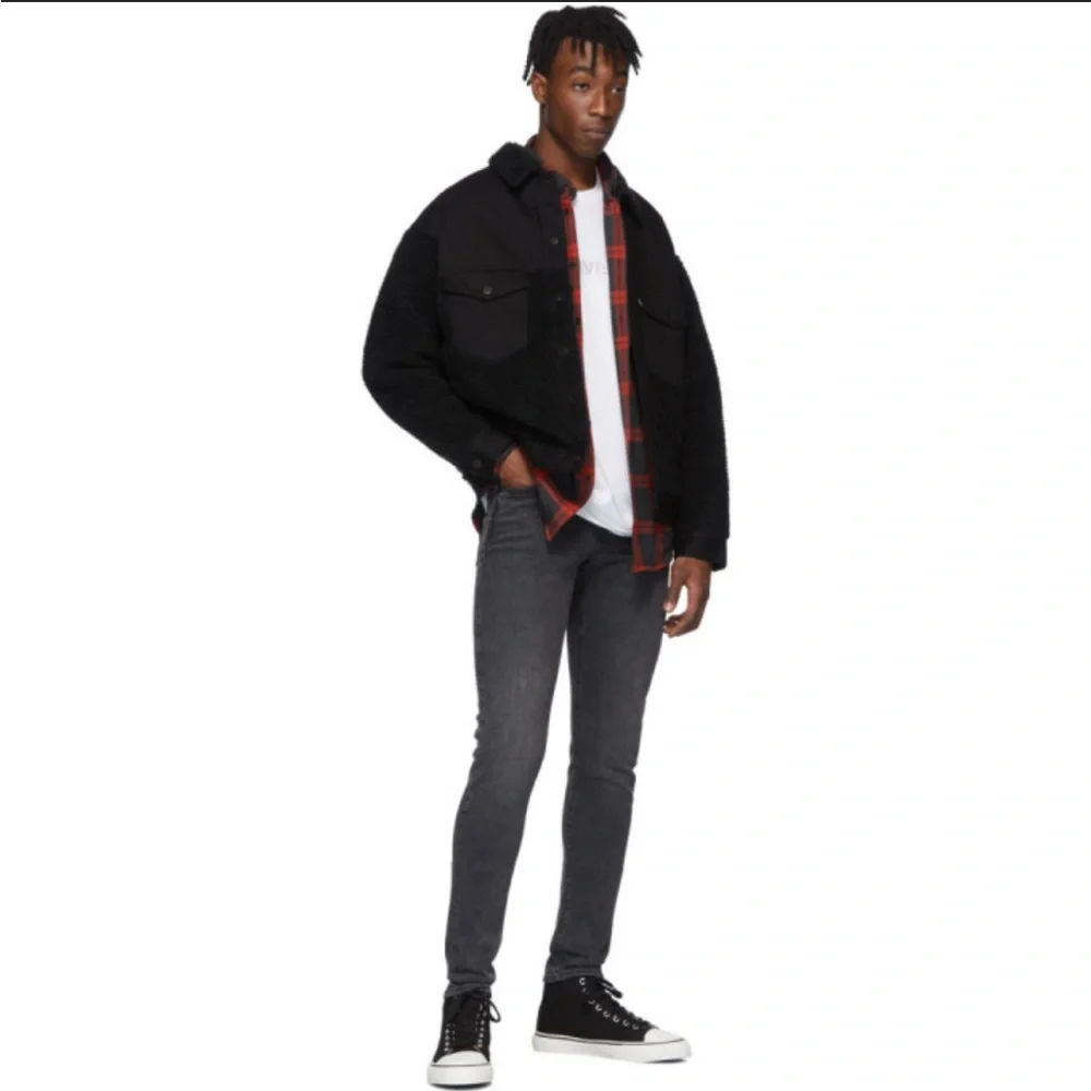 Levis no size