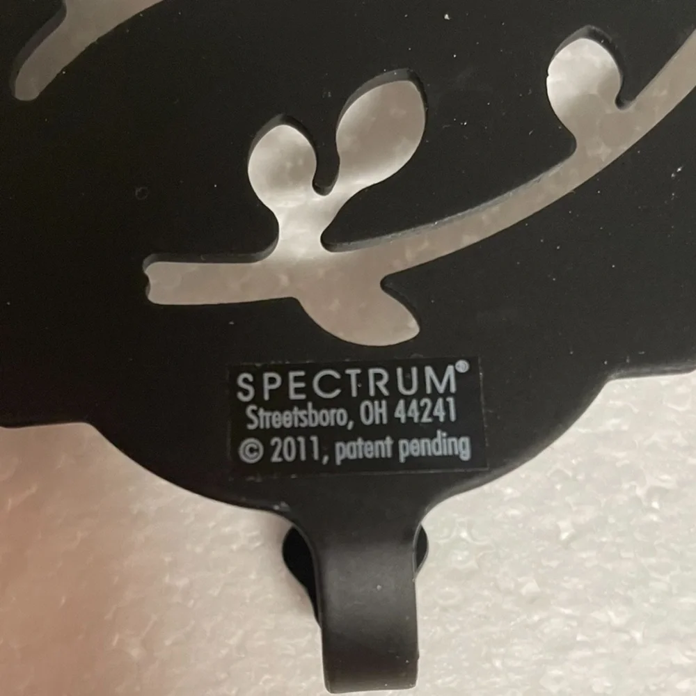 EUC Spectrum Lightweight Black Metal Dove Wall Plaque & 3 prong & Key Holder
