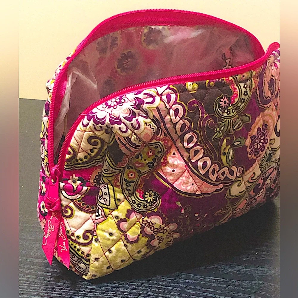 Vera Bradley Makeup Bag With Plastic Lining. 9 1/2 By 9.