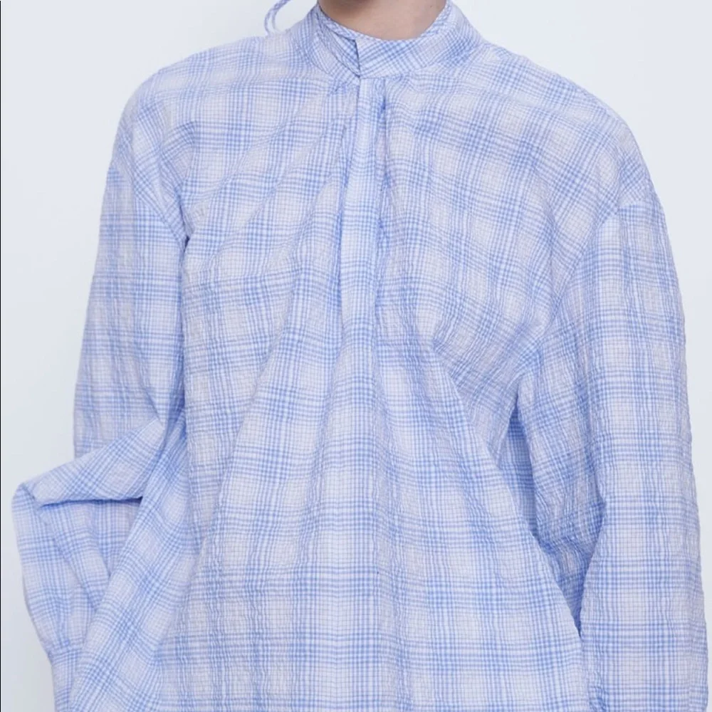 Zara blouse featuring